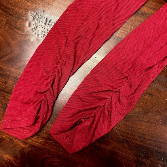 Fabletics Jess Long-Sleeve Turtleneck Top‎ - Picture 5 of 6